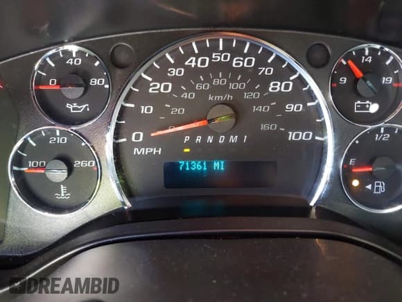 ✅ 2020 Chevrolet Express Cargo • VIN: 1GCWGAFP0L1126728 • Lot: 42725216. Listed on IAAI with 71,361 mi. Free auction sales archive from the USA and detailed vehicle history report at DreamBid. Image 15.