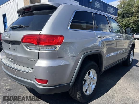 ✅ 2017 Jeep Grand Cherokee Altitude • VIN: 1C4RJFAG5HC771809 • Лот: 43229599. Опубликован ранее на IAAI с пробегом 169 216 миль. Бесплатный доступ к архиву аукционных продаж из США и подробный отчёт об истории автомобиля на DreamBid. Изображение 4.