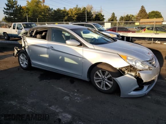 ✅ 2013 Hyundai Sonata GLS • VIN: 5NPEB4AC7DH771676 • Lot: 71444904. Listed on Copart with 98,854 mi. Free auction sales archive from the USA and detailed vehicle history report at DreamBid. Image 4.