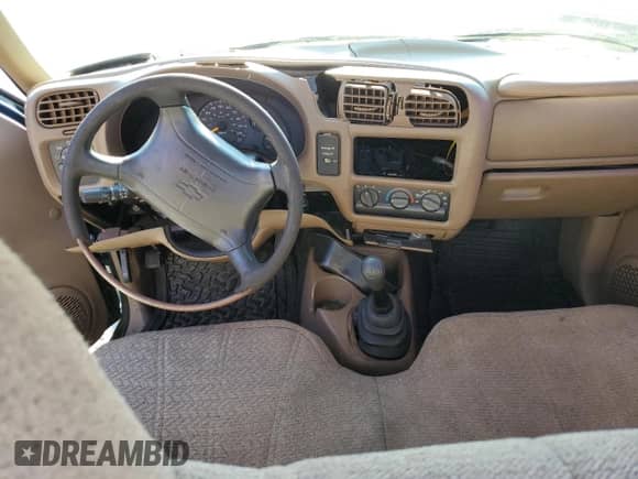 1998 Chevrolet S-10 LS z VIN 1GCCS1448W8128149, wystawiony jako Copart lot #78064114 z przebiegiem Nie podano mil oraz Szkoda całkowita • Salvage title. Historia ofert i sprzedaży dostępna na DreamBid. Obrazek 8.