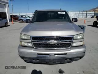 ✅ 2006 Chevrolet Silverado 1500 LT1 • VIN: 1GCEK19B56E157609 • Лот: 73546514. Опубликован ранее на Copart с пробегом 98 055 миль. Бесплатный доступ к архиву аукционных продаж из США и подробный отчёт об истории автомобиля на DreamBid. Изображение 5.