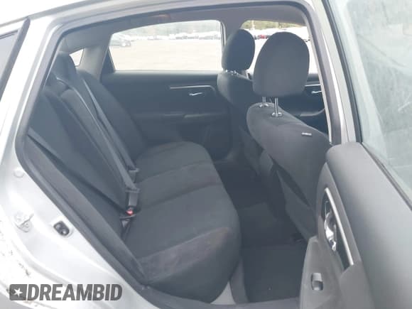 ✅ 2014 Nissan Altima SV • VIN: 1N4AL3AP0EC298411 • Lot: 43396182. Listed on IAAI with 214,819 mi. Free auction sales archive from the USA and detailed vehicle history report at DreamBid. Image 8.