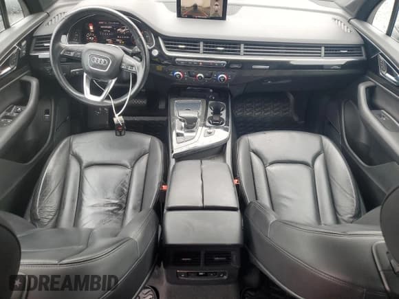 ✅ 2017 Audi Q7 Premium Plus • VIN: WA1LHAF72HD053345 • Lot: 90648845. Wystawiony na Copart z przebiegiem 83 978 mil. Bezpłatny archiwum sprzedaży aukcyjnych z USA i szczegółowy raport historii pojazdu na DreamBid. Zdjęcie 8.