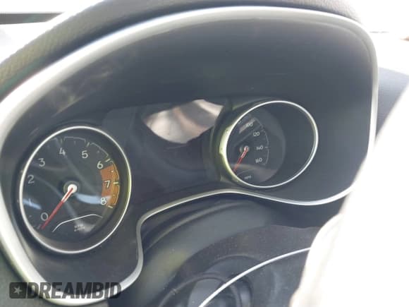 ✅ 2018 Jeep Compass Limited • VIN: 3C4NJDCB4JT340991 • Lot: 41776098. Wystawiony na IAAI z przebiegiem Nie podano. Bezpłatny archiwum sprzedaży aukcyjnych z USA i szczegółowy raport historii pojazdu na DreamBid. Zdjęcie 7.