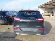 ✅ 2018 Jeep Cherokee Limited • VIN: 1C4PJMDX7JD571828 • Lot: 43731156. Wystawiony na IAAI z przebiegiem 95 776 mil. Bezpłatny archiwum sprzedaży aukcyjnych z USA i szczegółowy raport historii pojazdu na DreamBid. Zdjęcie 16.