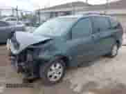 2005 Toyota Sienna LE z VIN 5TDZA23C75S363339, wystawiony jako IAAI lot #43459567 z przebiegiem 184 187 mil mil oraz . Historia ofert i sprzedaży dostępna na DreamBid. Obrazek 2.