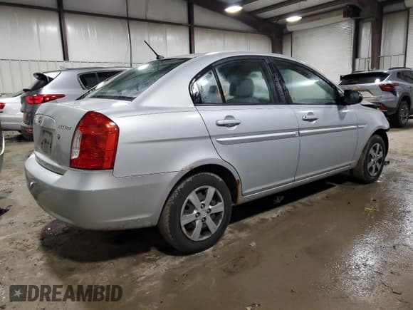 ✅ 2009 Hyundai Accent Auto GLS • VIN: KMHCN46C49U370893 • Лот: 85252614. Опубликован ранее на Copart с пробегом 152 781 миль. Бесплатный доступ к архиву аукционных продаж из США и подробный отчёт об истории автомобиля на DreamBid. Изображение 3.