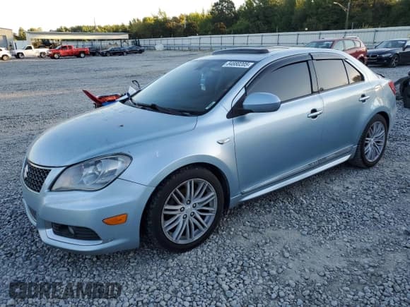 ✅ 2011 Suzuki Kizashi SLS Sport • VIN: JS2RE9A89B6110780 • Lot: 84880205. Wystawiony na Copart z przebiegiem 198 162 mil. Bezpłatny archiwum sprzedaży aukcyjnych z USA i szczegółowy raport historii pojazdu na DreamBid. Zdjęcie 1.