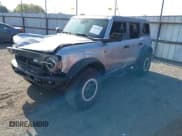 ✅ 2023 Ford Bronco • VIN: 1FMEE5DP2PLB52734 • Lot: 41914950. Wystawiony na IAAI z przebiegiem 6 485 mil. Bezpłatny archiwum sprzedaży aukcyjnych z USA i szczegółowy raport historii pojazdu na DreamBid. Zdjęcie 18.