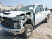 ✅ 2024 Chevrolet Silverado 2500HD Work Truck • VIN: 1GC2YLE7XRF176296 • Lot: 42282661. Wystawiony na IAAI z przebiegiem 37 254 mil. Bezpłatny archiwum sprzedaży aukcyjnych z USA i szczegółowy raport historii pojazdu na DreamBid. Zdjęcie 17.