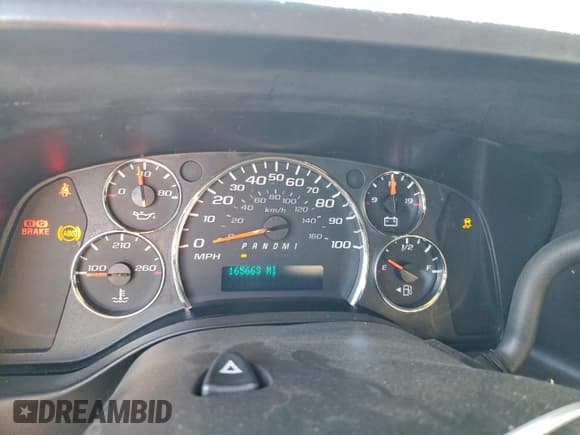 ✅ 2015 Chevrolet Express Cargo • VIN: 1GCWGFCG6F1208520 • Lot: 93701295. Listed on Copart with 165,663 mi. Free auction sales archive from the USA and detailed vehicle history report at DreamBid. Image 9.