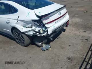 2023 Hyundai Sonata N Line z VIN KMHL14JC7PA270613, wystawiony jako IAAI lot #43064756 z przebiegiem 25 256 mil mil oraz . Historia ofert i sprzedaży dostępna na DreamBid. Obrazek 6.