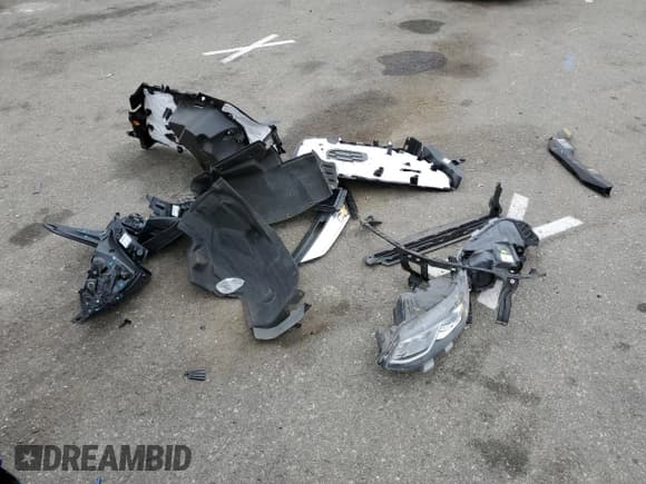 ✅ 2016 Chevrolet Volt LT • VIN: 1G1RC6S51GU137664 • Lot: 73316423. Wystawiony na Copart z przebiegiem 108 960 mil. Bezpłatny archiwum sprzedaży aukcyjnych z USA i szczegółowy raport historii pojazdu na DreamBid. Zdjęcie 14.