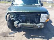 ✅ 2008 Jeep Commander Sport • VIN: 1J8HG48K18C117925 • Lot: 41917722. Listed on IAAI with 171,763 mi. Free auction sales archive from the USA and detailed vehicle history report at DreamBid. Image 6.