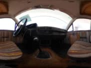 ✅ 1985 Toyota Pickup • VIN: JT5RN55D2F5038581 • Lot: 42673497. Wystawiony na IAAI z przebiegiem 90 407 mil. Bezpłatny archiwum sprzedaży aukcyjnych z USA i szczegółowy raport historii pojazdu na DreamBid. Zdjęcie 19.