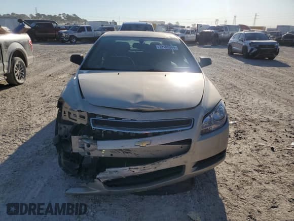 ✅ 2011 Chevrolet Malibu 1LS • VIN: 1G1ZB5E16BF217187 • Lot: 73105944. Listed on Copart with 97,849 mi. Free auction sales archive from the USA and detailed vehicle history report at DreamBid. Image 5.
