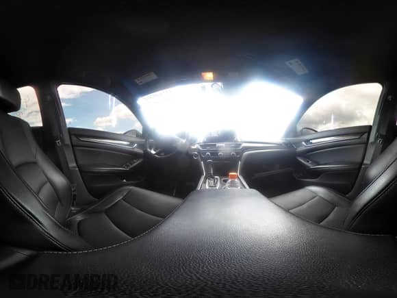 2018 Honda Accord Sport с VIN 1HGCV1F33JA225628, выставлен на аукционе IAAI как лот 43164836 с пробегом 111 276 миль миль и . История ставок и продаж доступна на DreamBid. Изображение 18.