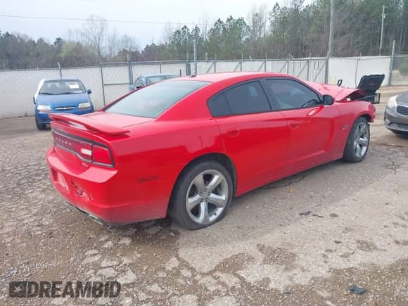 ✅ 2014 Dodge Charger RT • VIN: 2C3CDXCT8EH182294 • Lot: 41859603. Listed on IAAI with 136,132 mi. Free auction sales archive from the USA and detailed vehicle history report at DreamBid. Image 4.