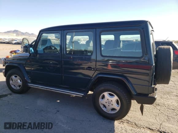 ✅ 1996 Mercedes-Benz 300 • VIN: WDB46333117106110 • Lot: 77159894. Wystawiony na Copart z przebiegiem Nie podano. Bezpłatny archiwum sprzedaży aukcyjnych z USA i szczegółowy raport historii pojazdu na DreamBid. Zdjęcie 2.