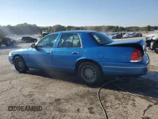 ✅ 1998 Ford Crown Victoria Police • VIN: 2FAFP71W8WX146583 • Лот: 85509355. Опубликован ранее на Copart с пробегом 130 124 миль. Бесплатный доступ к архиву аукционных продаж из США и подробный отчёт об истории автомобиля на DreamBid. Изображение 2.