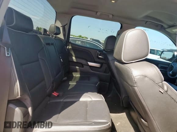 ✅ 2018 Chevrolet Silverado 1500 LT • VIN: 3GCPCREC6JG131735 • Lot: 65686175. Wystawiony na Copart z przebiegiem 58 617 mil. Bezpłatny archiwum sprzedaży aukcyjnych z USA i szczegółowy raport historii pojazdu na DreamBid. Zdjęcie 10.