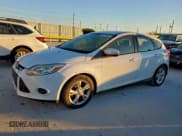 ✅ 2013 Ford Focus SE • VIN: 1FADP3K29DL104753 • Lot: 94270925. Wystawiony na Copart z przebiegiem 165 719 mil. Bezpłatny archiwum sprzedaży aukcyjnych z USA i szczegółowy raport historii pojazdu na DreamBid. Zdjęcie 1.