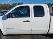 ✅ 2011 GMC Sierra 1500 SLE • VIN: 1GTR1VEA6BZ126994 • Lot: 40938932. Wystawiony na IAAI z przebiegiem 248 061 mil. Bezpłatny archiwum sprzedaży aukcyjnych z USA i szczegółowy raport historii pojazdu na DreamBid. Zdjęcie 14.