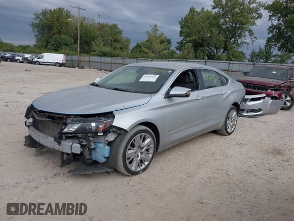 ✅ 2017 Chevrolet Impala LS • VIN: 2G11X5S30H9156358 • Лот: 43102685. Опубликован ранее на IAAI с пробегом 197 311 миль. Бесплатный доступ к архиву аукционных продаж из США и подробный отчёт об истории автомобиля на DreamBid. Изображение 18.