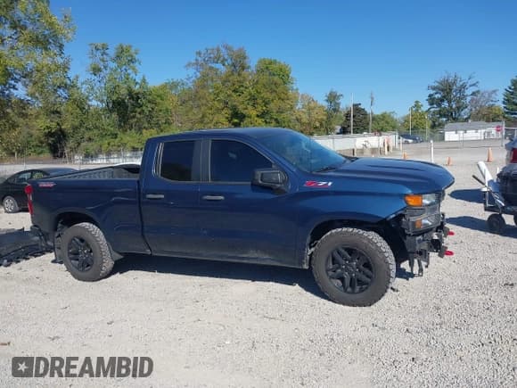 ✅ 2019 Chevrolet Silverado 1500 Custom Trail Boss • VIN: 1GCRYCEF9KZ301587 • Lot: 43449291. Wystawiony na IAAI z przebiegiem 56 383 mil. Bezpłatny archiwum sprzedaży aukcyjnych z USA i szczegółowy raport historii pojazdu na DreamBid. Zdjęcie 14.