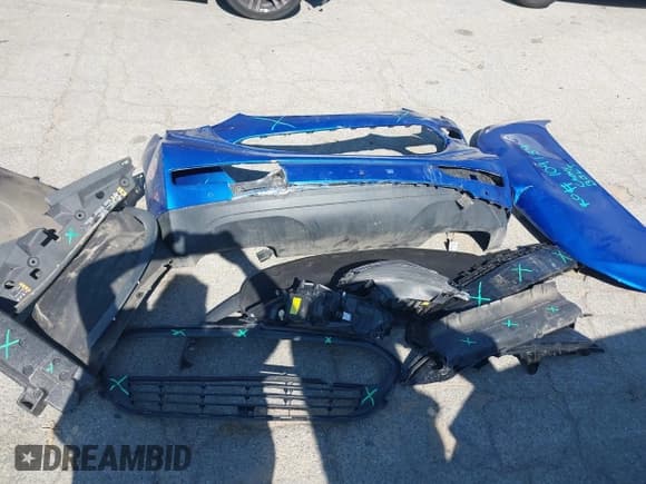 ✅ 2020 Chevrolet Bolt EV Premier • VIN: 1G1FZ6S04L4125895 • Lot: 41637004. Wystawiony na IAAI z przebiegiem 18 548 mil. Bezpłatny archiwum sprzedaży aukcyjnych z USA i szczegółowy raport historii pojazdu na DreamBid. Zdjęcie 12.