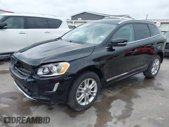 ✅ 2015 Volvo XC60 T5 • VIN: YV4612RK3F2717607 • Lot: 42103456. Wystawiony na IAAI z przebiegiem 106 823 mil. Bezpłatny archiwum sprzedaży aukcyjnych z USA i szczegółowy raport historii pojazdu na DreamBid. Zdjęcie 2.