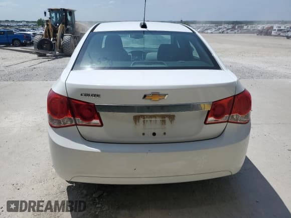 ✅ 2016 Chevrolet Cruze LS • VIN: 1G1PB5SG3G7221828 • Lot: 65468435. Listed on Copart with 142,469 mi. Free auction sales archive from the USA and detailed vehicle history report at DreamBid. Image 6.