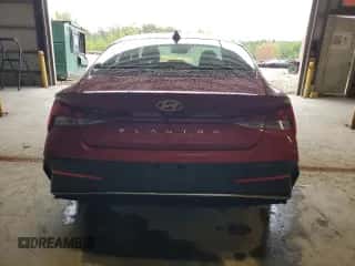 2025 Hyundai Elantra SE with VIN KMHLL4DG6SU857577, listed as a Copart auction lot 69707905 with 9,965 mi miles and Salvage title. Bid and sale history available at DreamBid. Image 6.