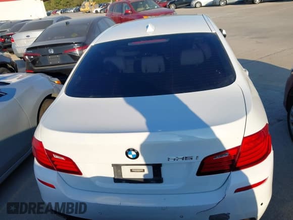 ✅ 2014 BMW 5 Series 535i • VIN: WBA5B1C59ED484177 • Lot: 43442810. Listed on IAAI with 251,950 mi. Free auction sales archive from the USA and detailed vehicle history report at DreamBid. Image 16.