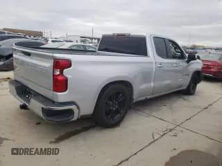 ✅ 2020 Chevrolet Silverado 1500 LT • VIN: 1GCRWCED6LZ380464 • Lot: 69937074. Wystawiony na Copart z przebiegiem Nie podano. Bezpłatny archiwum sprzedaży aukcyjnych z USA i szczegółowy raport historii pojazdu na DreamBid. Zdjęcie 3.