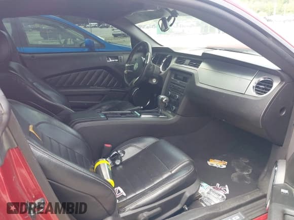 ✅ 2010 Ford Mustang GT • VIN: 1ZVBP8CH5A5146206 • Лот: 42789926. Опубликован ранее на IAAI с пробегом 151 898 миль. Бесплатный доступ к архиву аукционных продаж из США и подробный отчёт об истории автомобиля на DreamBid. Изображение 5.