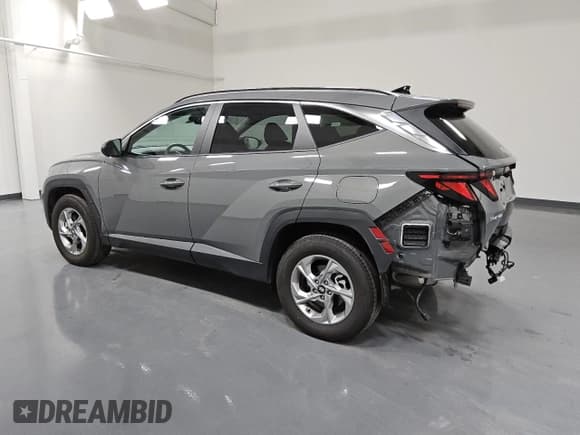 ✅ 2024 Hyundai Tucson SEL • VIN: 5NMJBCDE7RH427081 • Lot: 78979654. Wystawiony na Copart z przebiegiem 7 490 mil. Bezpłatny archiwum sprzedaży aukcyjnych z USA i szczegółowy raport historii pojazdu na DreamBid. Zdjęcie 2.