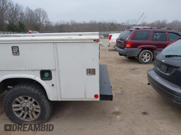 ✅ 2008 Ford F-350 • VIN: 1FDSX35R48ED23037 • Lot: 41791016. Listed on IAAI with Not provided. Free auction sales archive from the USA and detailed vehicle history report at DreamBid. Image 8.