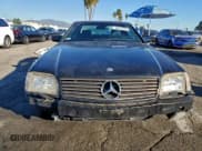 ✅ 1998 Mercedes-Benz SL 500 • VIN: WDBFA67F4WF158253 • Lot: 96617635. Wystawiony na Copart z przebiegiem 150 199 mil. Bezpłatny archiwum sprzedaży aukcyjnych z USA i szczegółowy raport historii pojazdu na DreamBid. Zdjęcie 5.