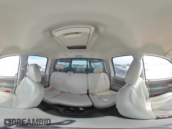 ✅ 2006 Dodge 1500 SLT • VIN: 1D7HA18266J117148 • Lot: 84613645. Wystawiony na Copart z przebiegiem 190 440 mil. Bezpłatny archiwum sprzedaży aukcyjnych z USA i szczegółowy raport historii pojazdu na DreamBid. Zdjęcie 14.