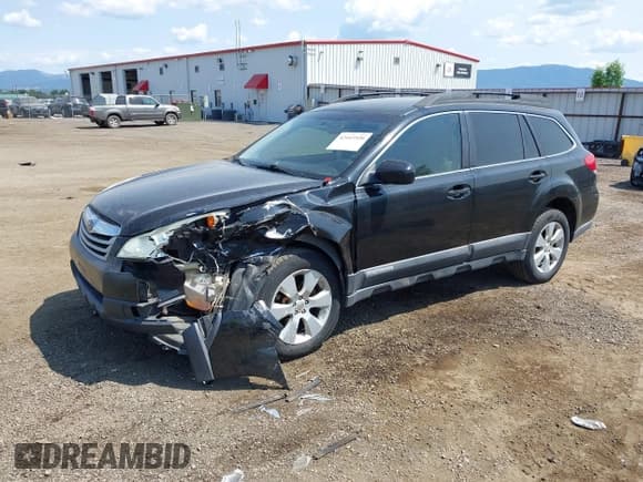 ✅ 2010 Subaru Outback Premium All-Weather Anniversary • VIN: 4S4BRBCC5A3341325 • Lot: 42443920. Listed on IAAI with 248,131 mi. Free auction sales archive from the USA and detailed vehicle history report at DreamBid. Image 17.