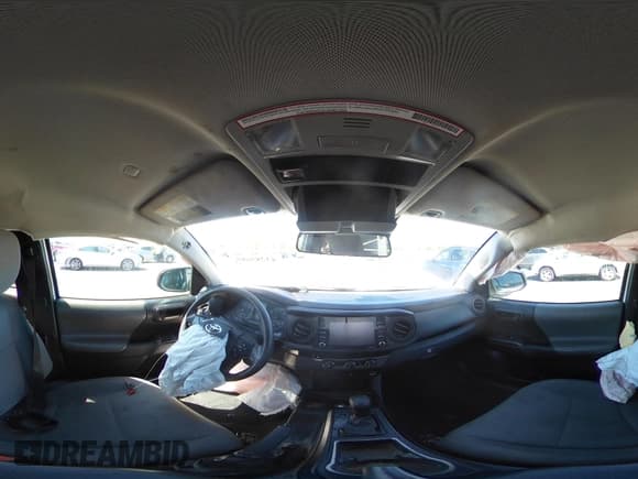 ✅ 2020 Toyota Tacoma SR • VIN: 5TFRX5GN2LX177453 • Lot: 43285689. Wystawiony na IAAI z przebiegiem 100 011 mil. Bezpłatny archiwum sprzedaży aukcyjnych z USA i szczegółowy raport historii pojazdu na DreamBid. Zdjęcie 19.