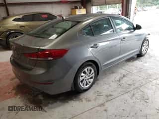 ✅ 2018 Hyundai Elantra SE • VIN: 5NPD74LF7JH376428 • Lot: 43406576. Listed on IAAI with 117,577 mi miles. Access the free auction sales archive from the USA and view a detailed vehicle history report at DreamBid. Image 4.