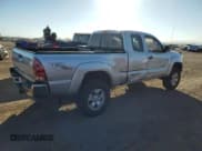 ✅ 2008 Toyota Tacoma • VIN: 5TEUU42NX8Z577586 • Lot: 91018415. Wystawiony na Copart z przebiegiem 181 231 mil. Bezpłatny archiwum sprzedaży aukcyjnych z USA i szczegółowy raport historii pojazdu na DreamBid. Zdjęcie 3.