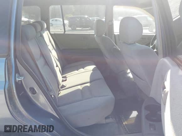 2003 Toyota Highlander with VIN JTEGD21A830066009, listed as a IAAI auction lot 42543516 with 264,635 mi miles and . Bid and sale history available at DreamBid. Image 8.