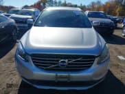 ✅ 2015 Volvo XC60 T5 • VIN: YV4612RK0F2686932 • Lot: 43502739. Listed on IAAI with 190,197 mi. Free auction sales archive from the USA and detailed vehicle history report at DreamBid. Image 12.