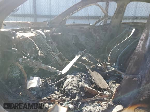 2015 Chevrolet Malibu LS z VIN 1G11B5SL1FU150762, wystawiony jako Copart lot #69750595 z przebiegiem Nie podano mil oraz Nie do naprawy • Non repairable. Historia ofert i sprzedaży dostępna na DreamBid. Obrazek 7.