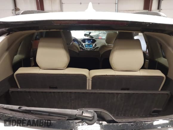 ✅ 2018 Acura MDX Technology • VIN: 5J8YD4H70JL009041 • Лот: 41306933. Опубликован ранее на IAAI с пробегом 78 962 миль. Бесплатный доступ к архиву аукционных продаж из США и подробный отчёт об истории автомобиля на DreamBid. Изображение 17.