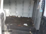 ✅ 2017 Chevrolet Express Cargo • VIN: 1GCWGBFF7H1222263 • Lot: 43569326. Listed on IAAI with 327,493 mi. Free auction sales archive from the USA and detailed vehicle history report at DreamBid. Image 8.