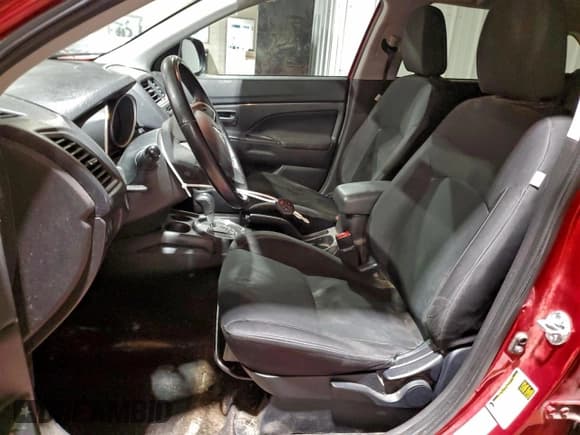 ✅ 2015 Mitsubishi Outlander ES • VIN: 4A4AR3AU0FE007984 • Lot: 95284395. Wystawiony na Copart z przebiegiem 161 481 mil. Bezpłatny archiwum sprzedaży aukcyjnych z USA i szczegółowy raport historii pojazdu na DreamBid. Zdjęcie 7.